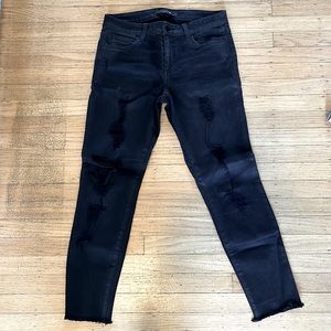 Joe’s Jeans Black Distressed jeans